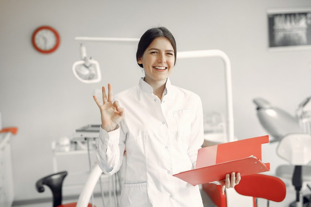 i vantaggi del laser dentale per la clinica odontoiatrica